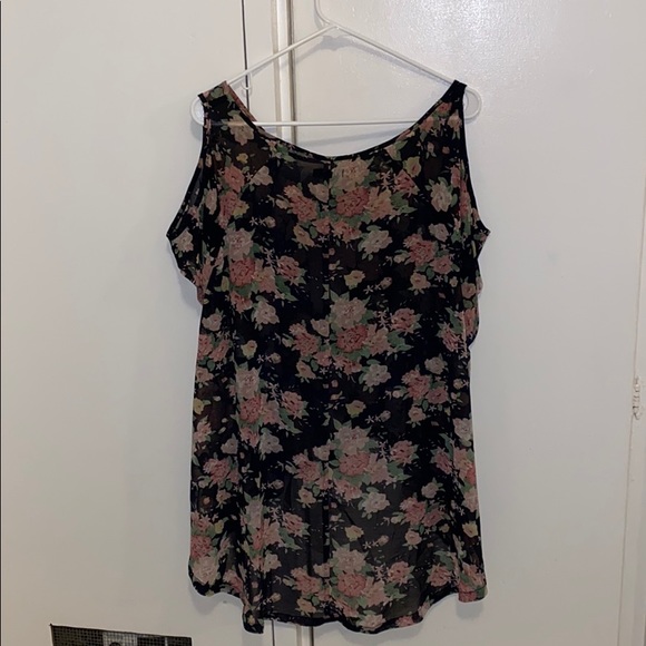 Sheer High-low Top Floral - Picture 6 of 6